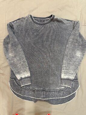 Royce Gray Mineral-Wash High-Low Sweatshirt Size Larg  SKUY035